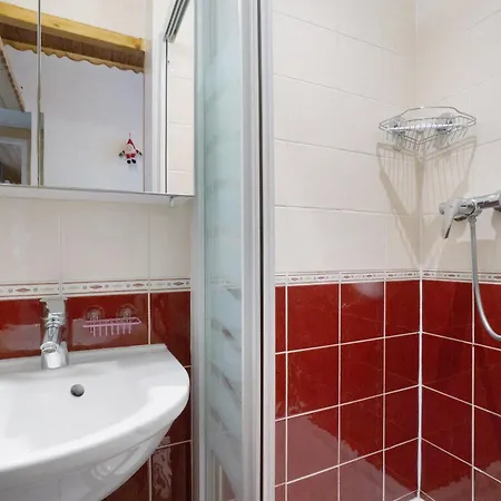 - Les Ecrins 2 Apartment *